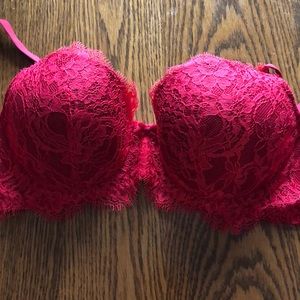 Dream angles red bra